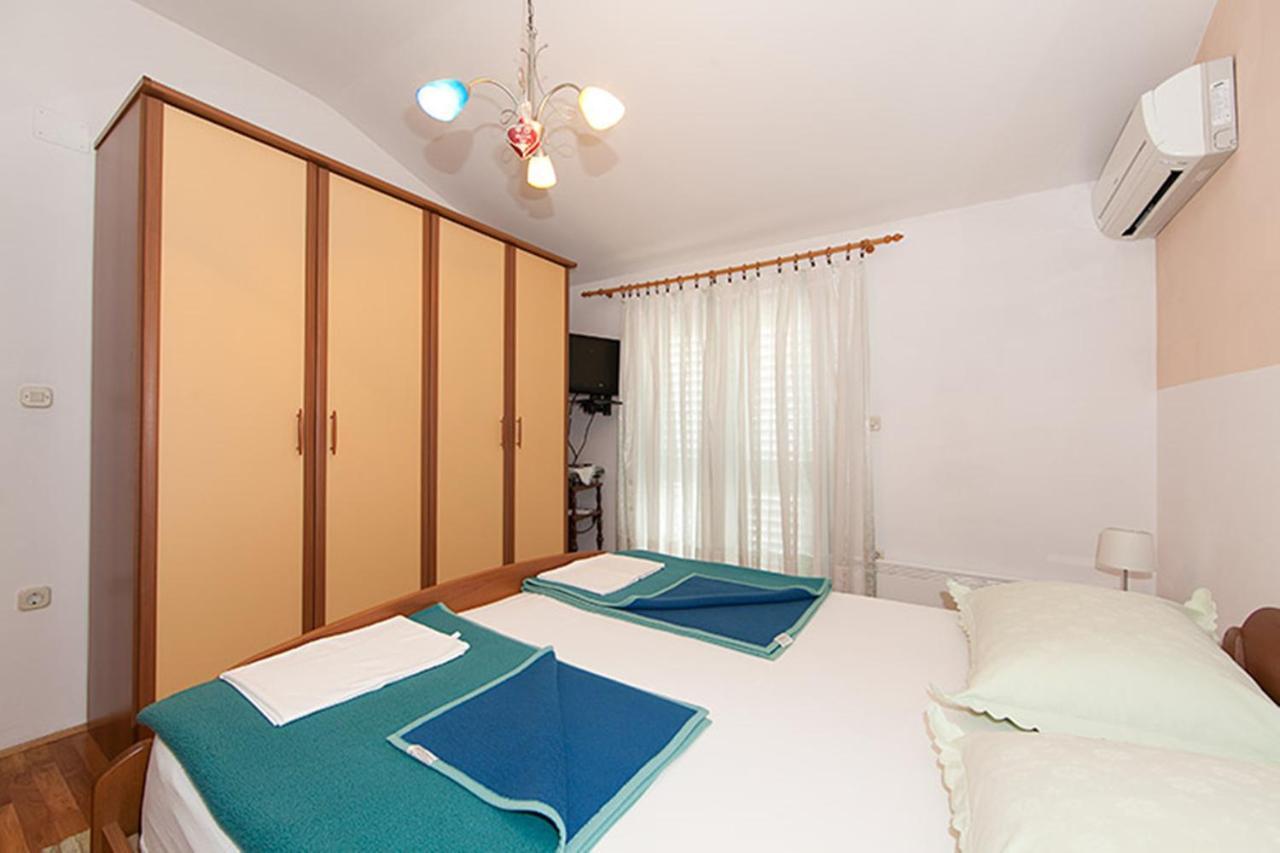 Apartments Zorica Tučepi Exterior foto